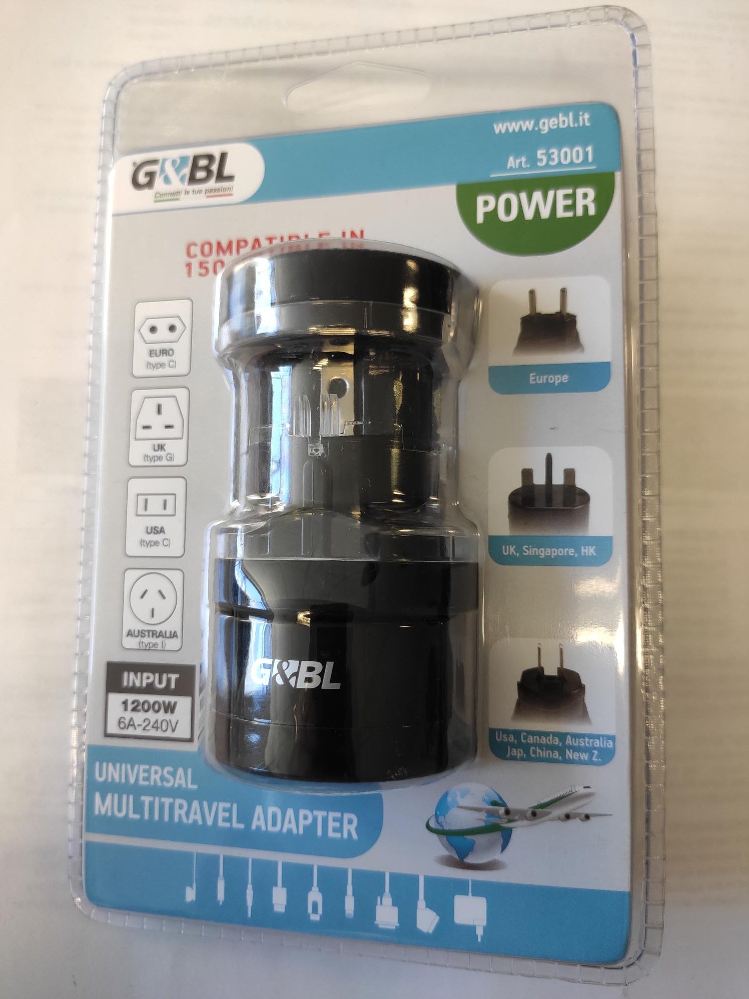 53001 - Universal travel adapter